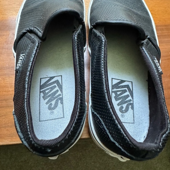 Black Vans Slip-On Women’s Shoes sized 6 - Picture 4 of 9